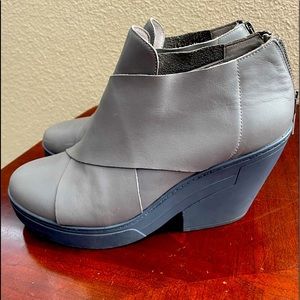 EILEEN FISHER Cosmos ITALIAN LEATHER COMFORT PLATFORM Bootie GREY 9.5